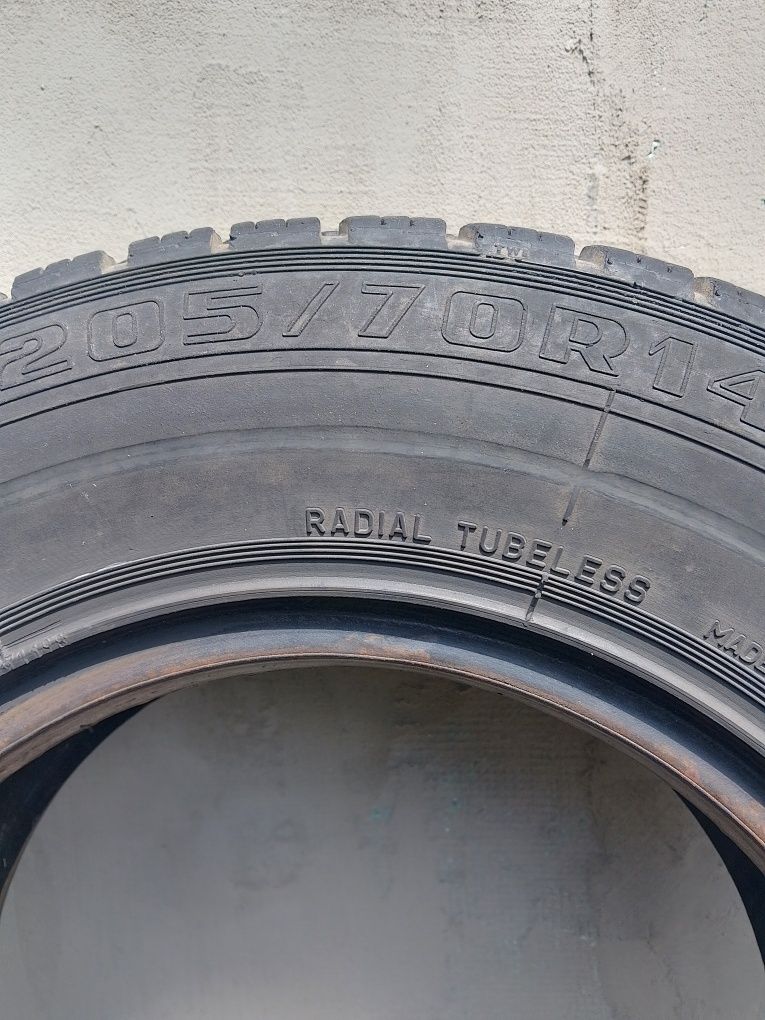 Продам покришку R14 205/70 БЦ-1 95Т