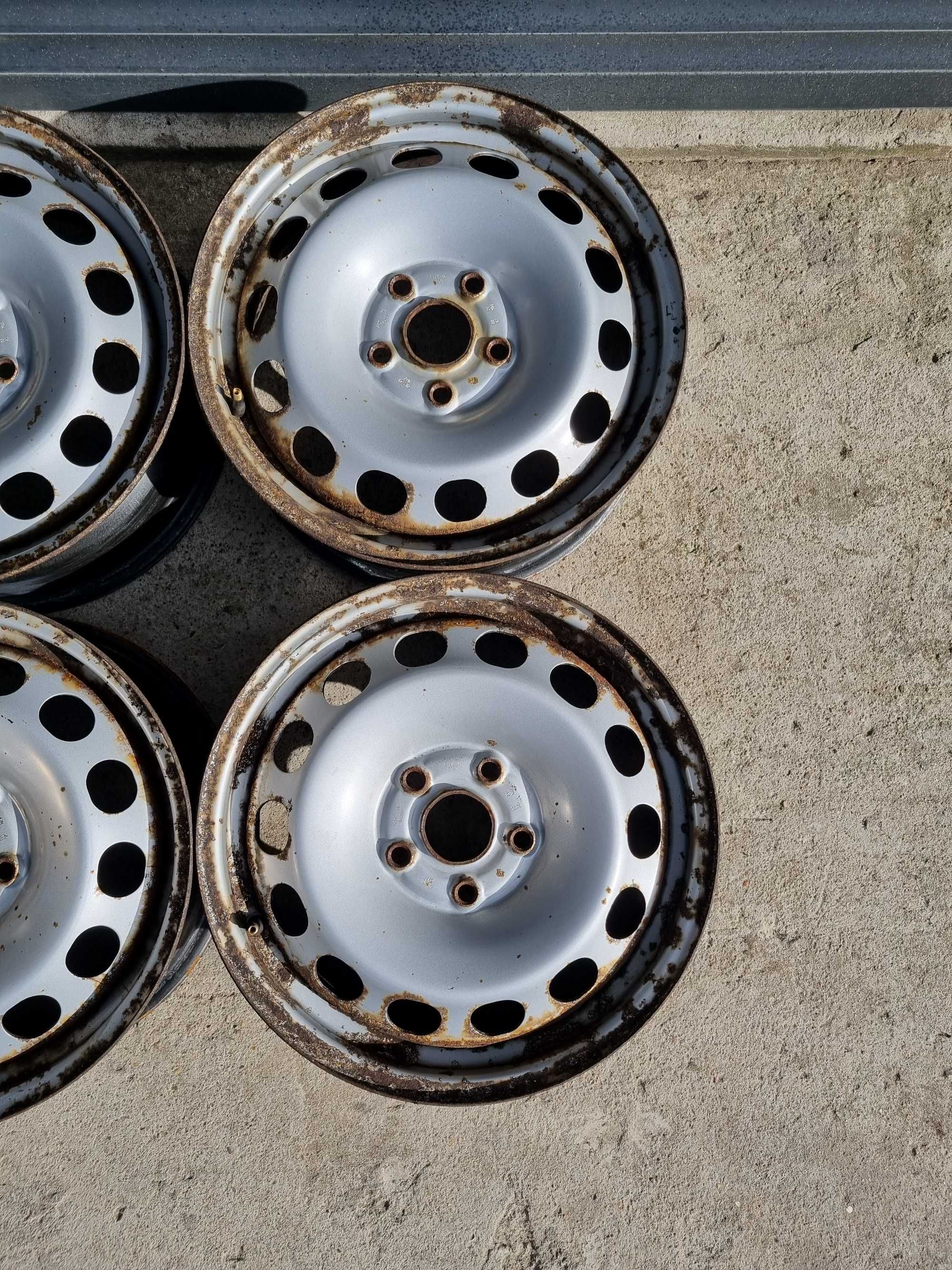 FELGI STALOWE 5x112 R16" 6Jx 16 ET50 VW Caddy Golf Jetta KOMPLET F97