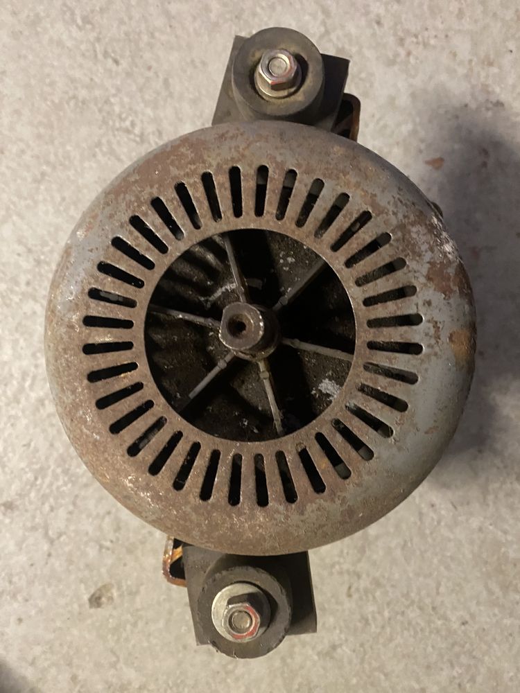 Silnik elektryczny 220v