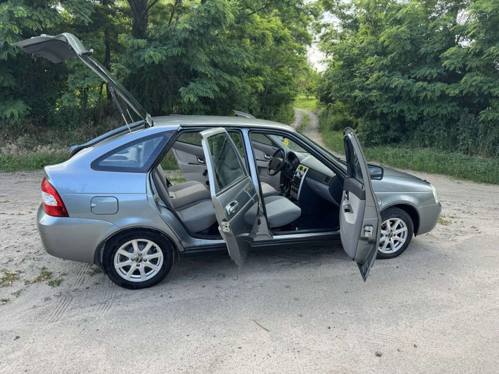 Продам Priora 2172 [ 2008рік ] 1.6 бензин