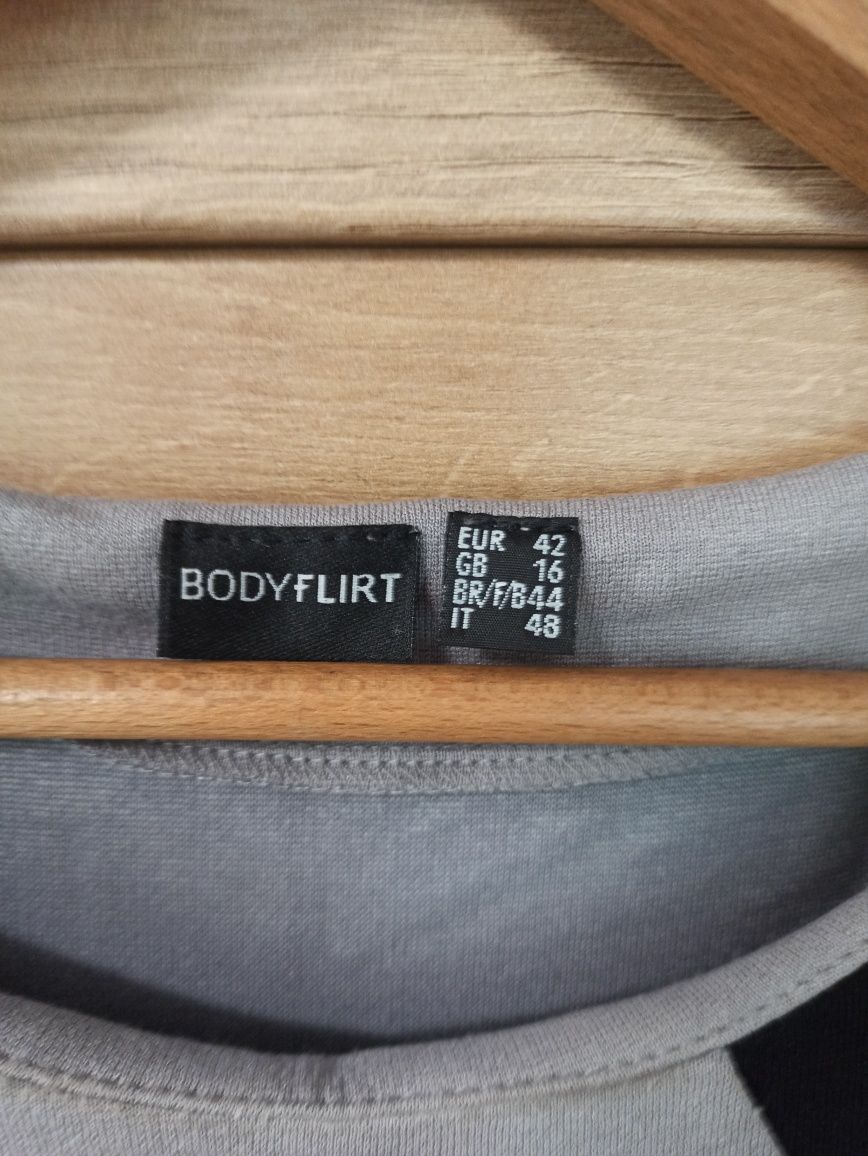 Czarno szara sukienka z krótkim rękawem BodyFlirt Bonprix M/48 XL/42 w