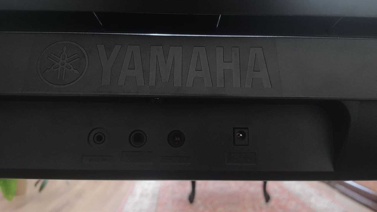 Синтезатор Yamaha PSR E263