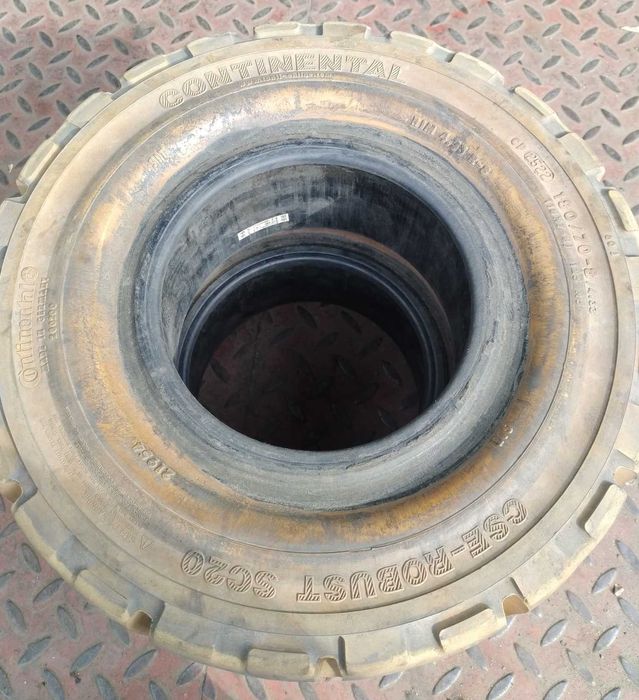 Opona Continental 18x7-8 LOC NM do wózka widłowego