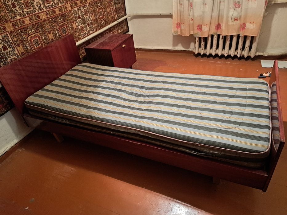 Ліжко з матрасом 190 х 80
