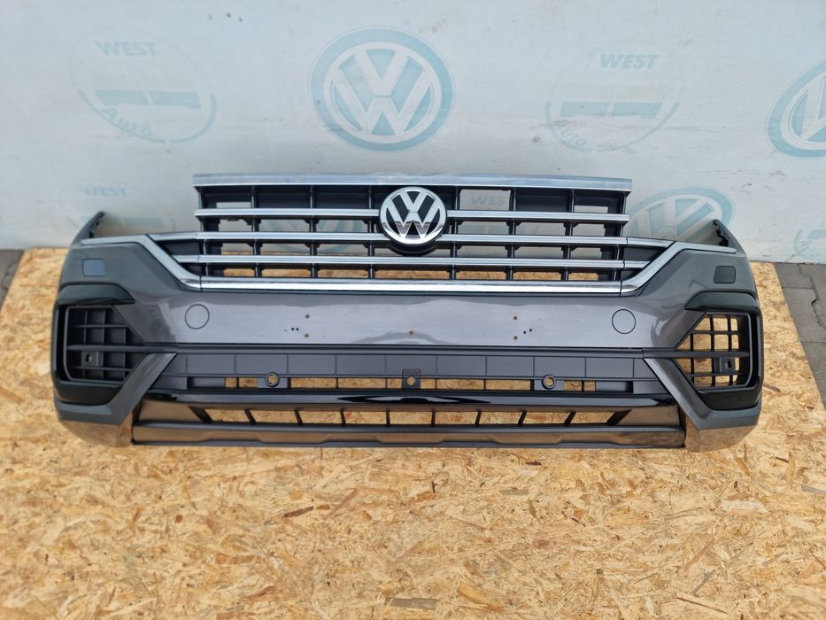 Бампер передні R line Touareg 3 760 Тоуарег III Р лайн