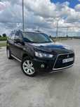 Mitsubishi Outlander XL