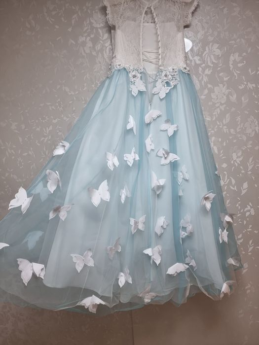 Платье для девочки пышное на 7-8-9 лет