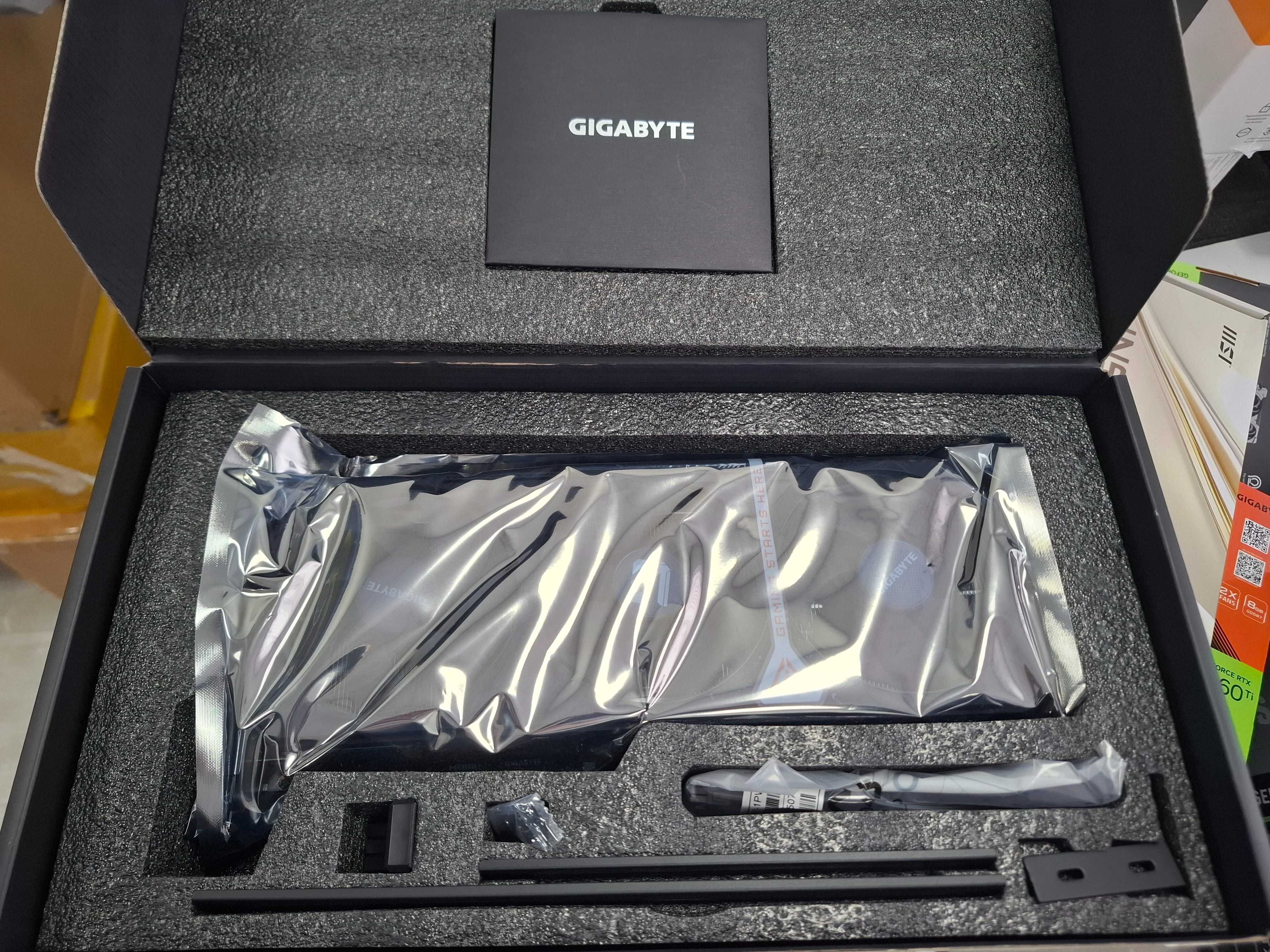 Відеокарта Gigabyte RTX 5070 Gamign OC 12G (GV-N5070GAMING OC-12GD)