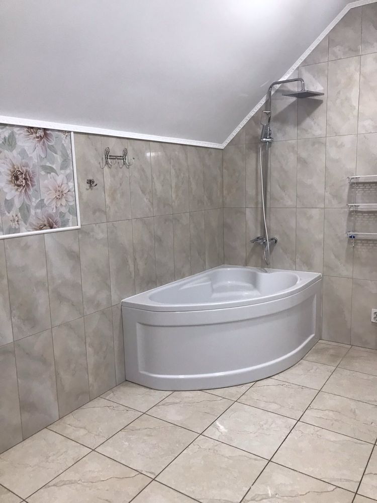Продаж Будинок село Гора вул.Незалежності 140м2 земельна ділянка 4,15с