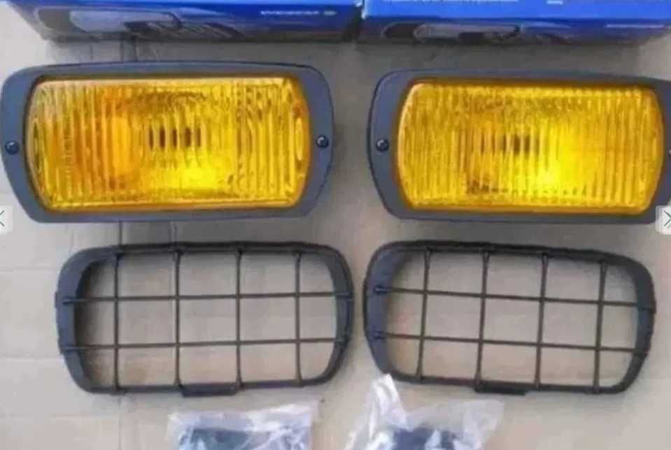 Fiat 125p 126p Polonez itp halogeny żółte nowe stan idealny