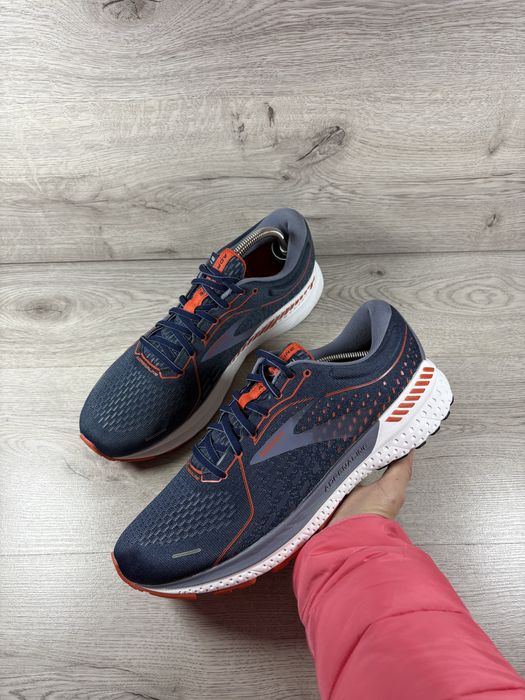 Brooks Adrenaline чоловічі кросівки 45 розмір