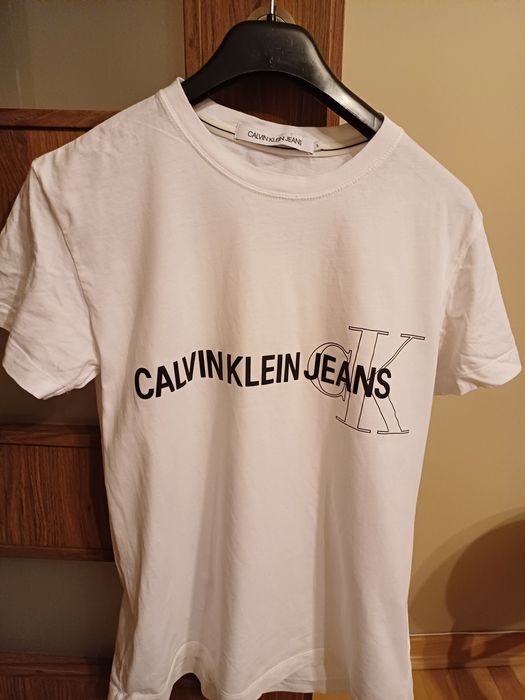 Sprzedam koszulkę Calvin Klein rozmiar S