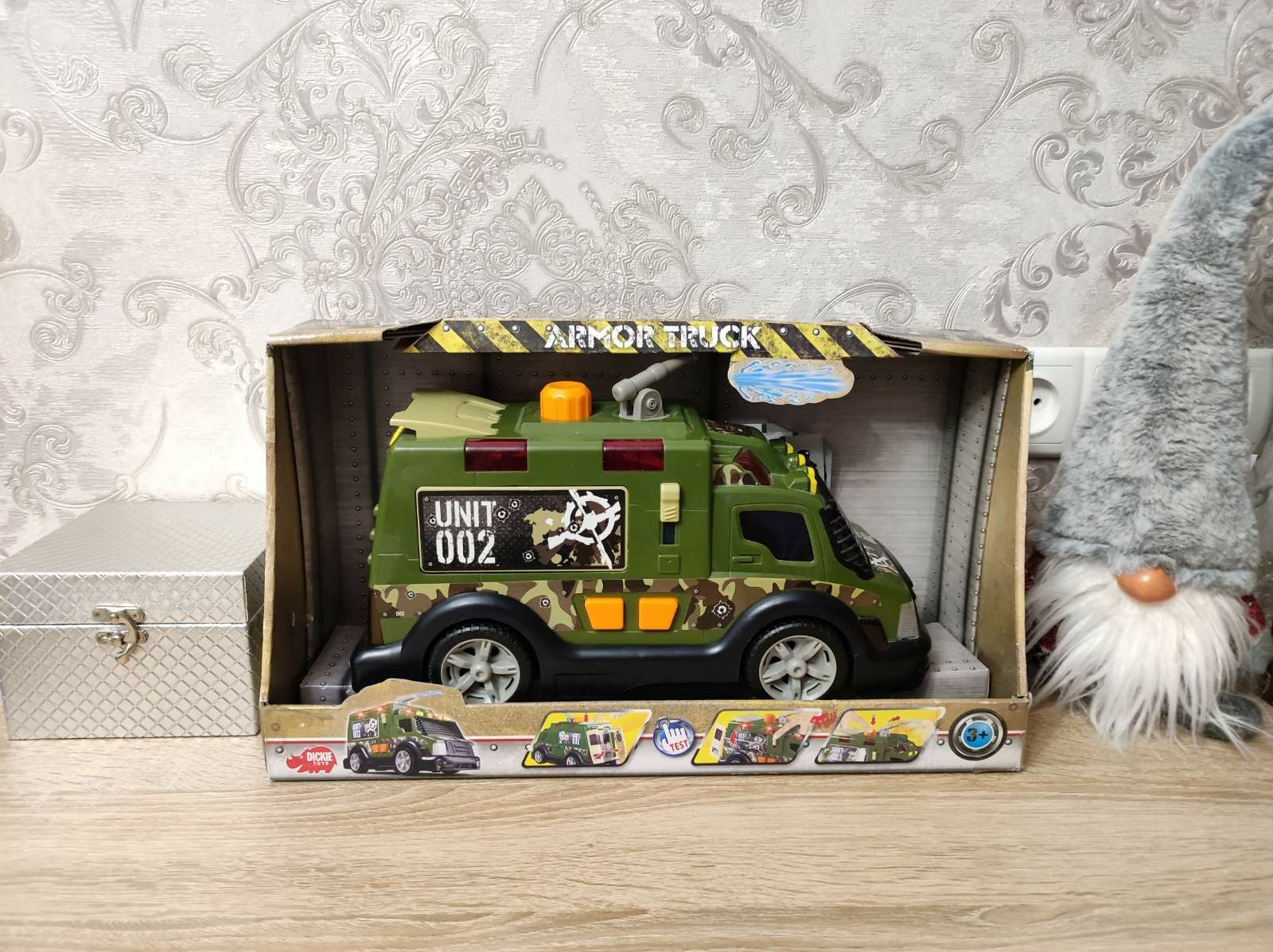 Інтерактивний військовий автомобіль Dickie Toys