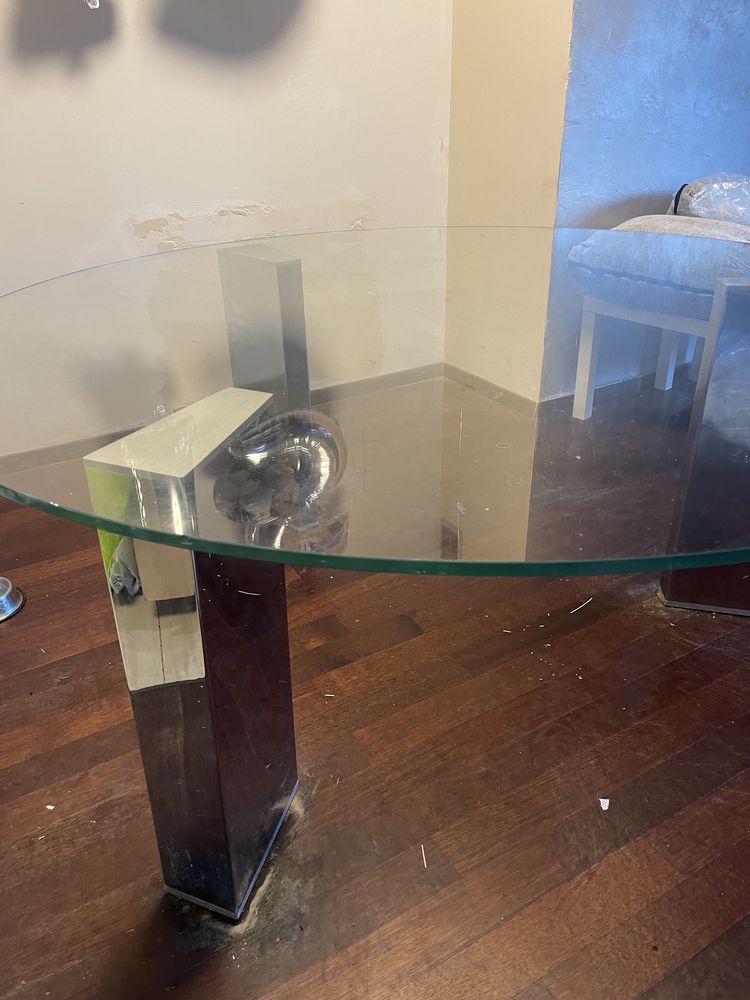 Piękny duży stół szklany metal