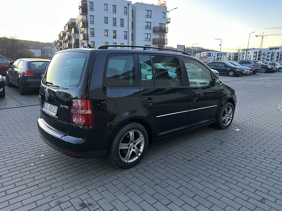 Volkswagen Touran 2.0TDI 170km Automat DSG Skóry Bixenon