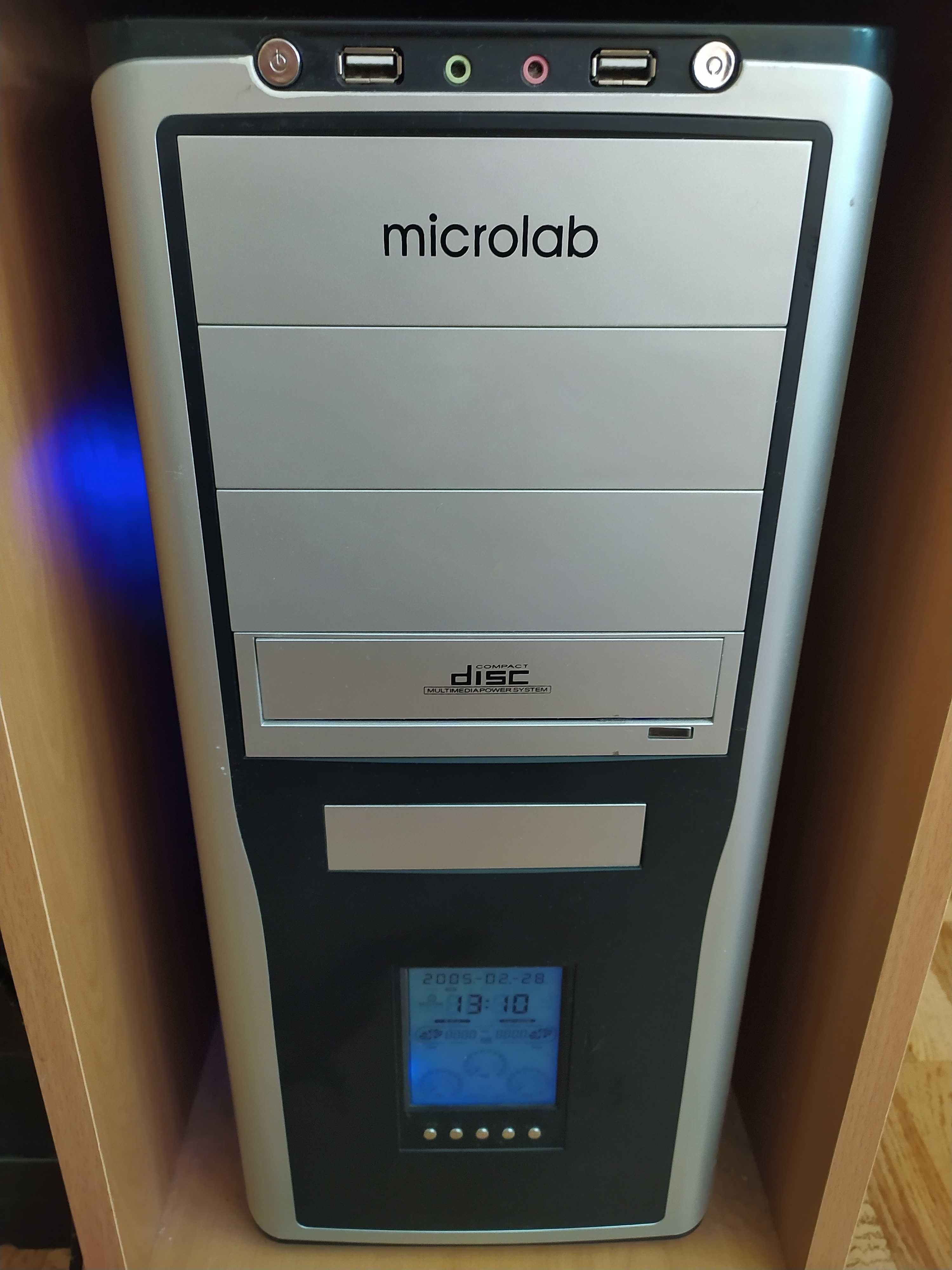 Корпус ATX Microlab с дисплеем и окном