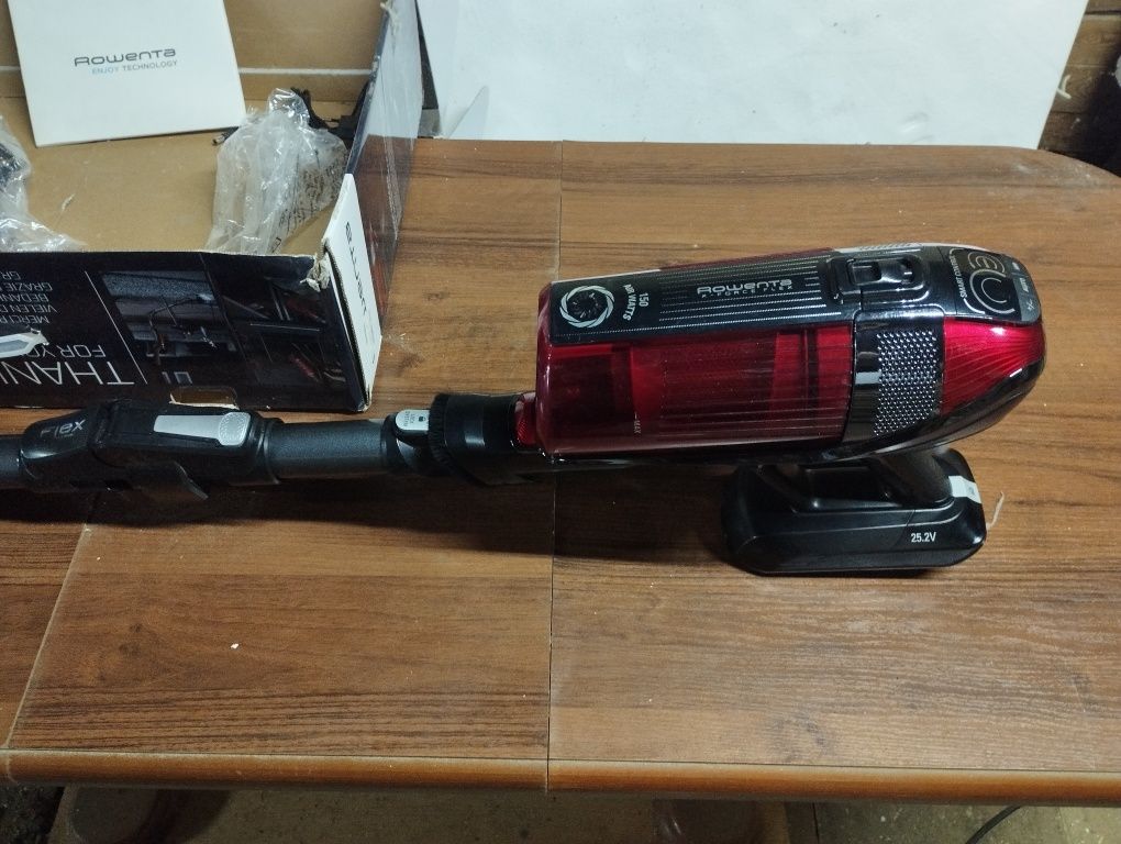 Sprzedam odkurzacz Rowenta flex 12.60