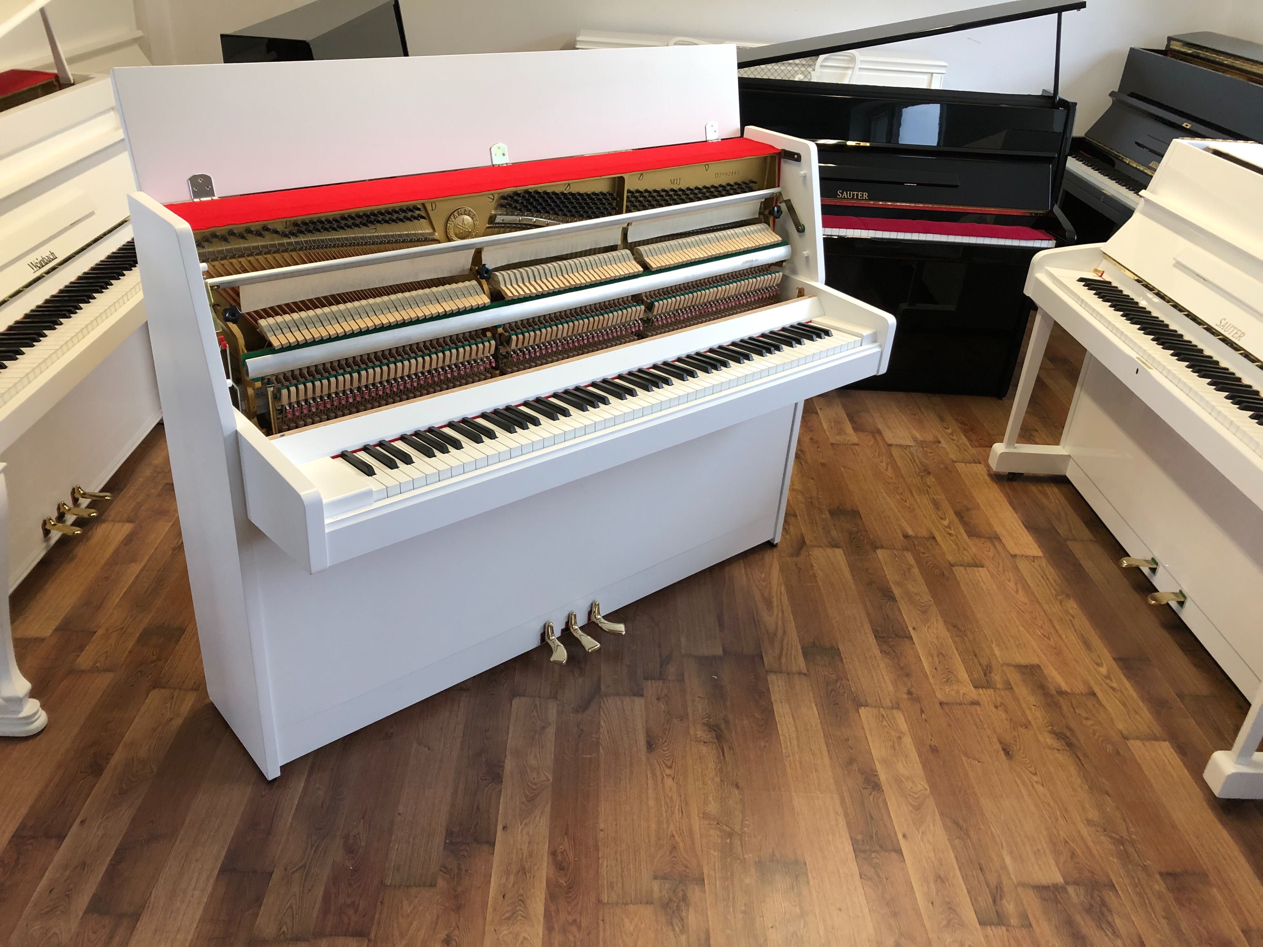 Pianino yamaha biale All  Inclusive