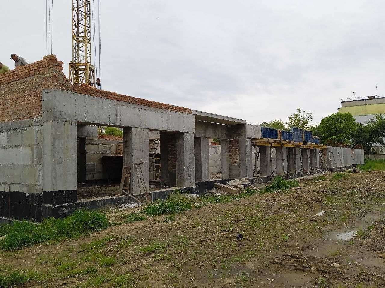 Комерційні приміщення в елітному житловому комплексі