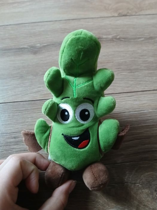 Maskotka liść dębu