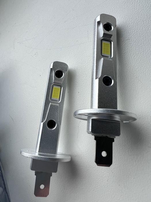 Комплект LED ламп H1 , Н3 12v