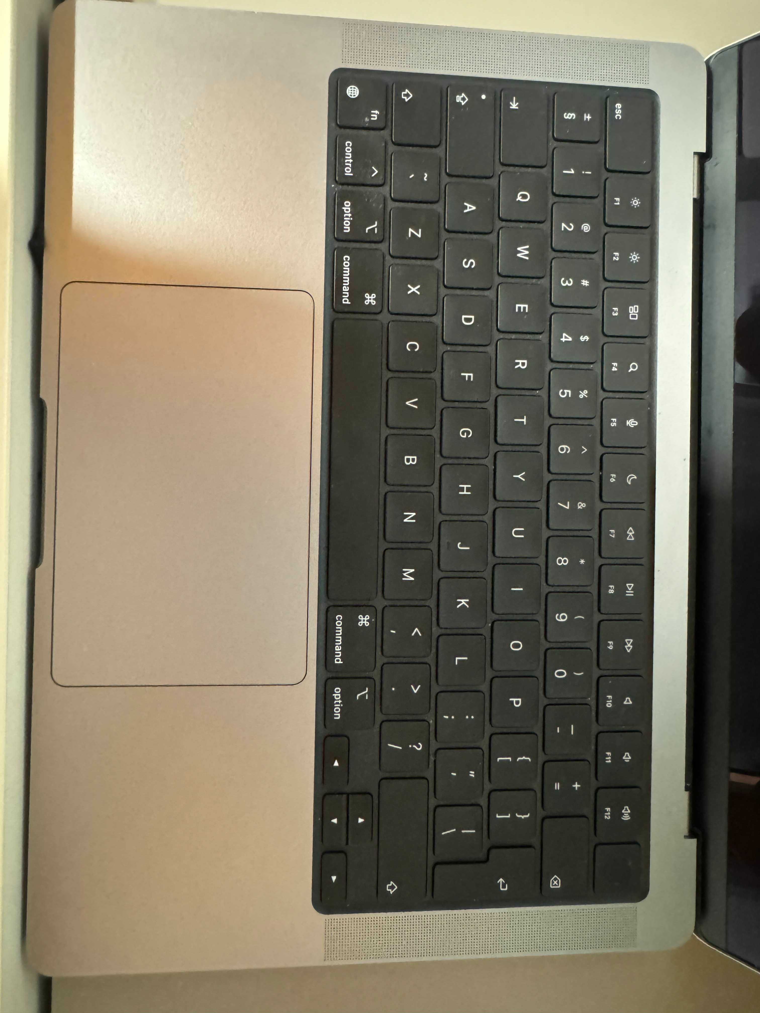 Macbook Pro 14 M3 8GB 512GB Rozszerzona Gwarancja