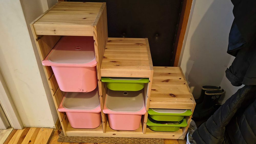 Regał z pojemnikami TROFAST, IKEA. Z 6 pojemnikami. 94x91x44