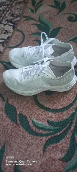 Білі красівки на дівчинку