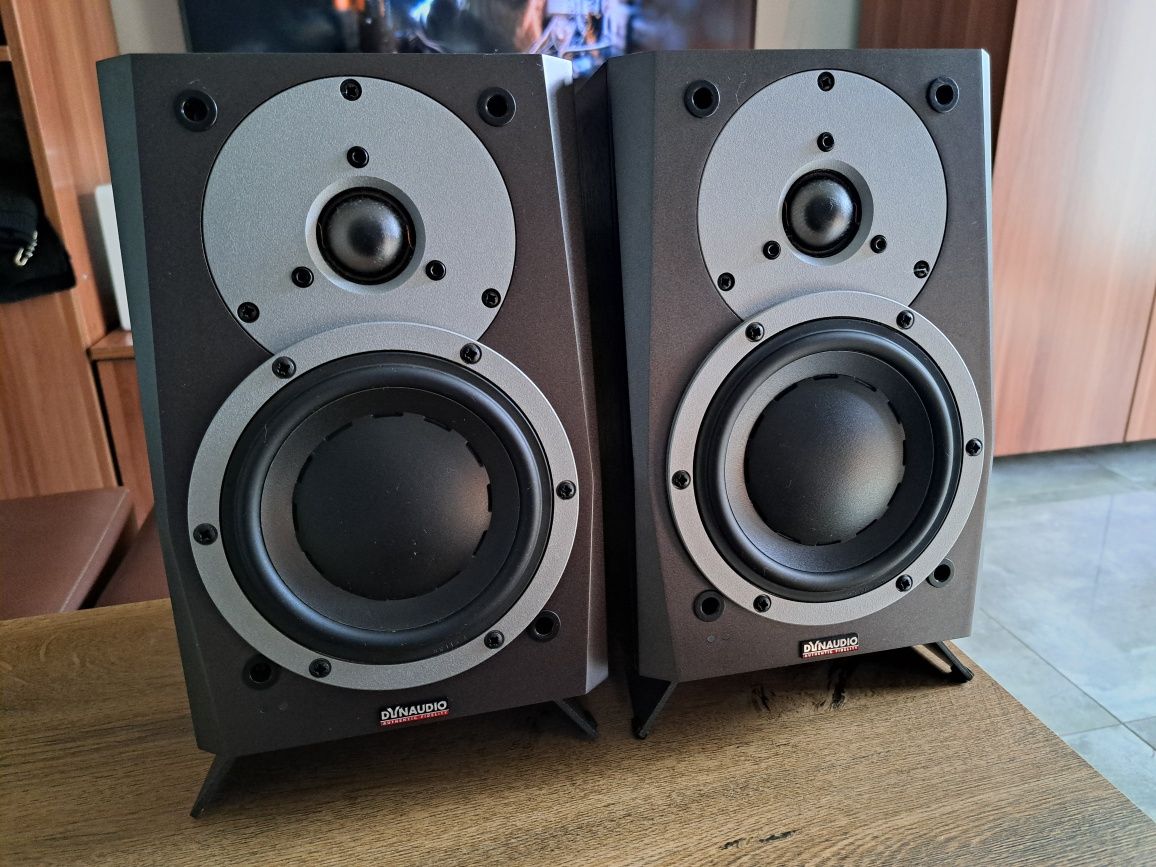 Dynaudio MC15 aktywne monitory studyjne kolumny audio stereo odsłuch