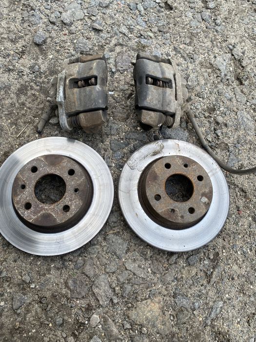 Поворотный кулак стойки перед зад Ступица тормозной диск ваз 08 09