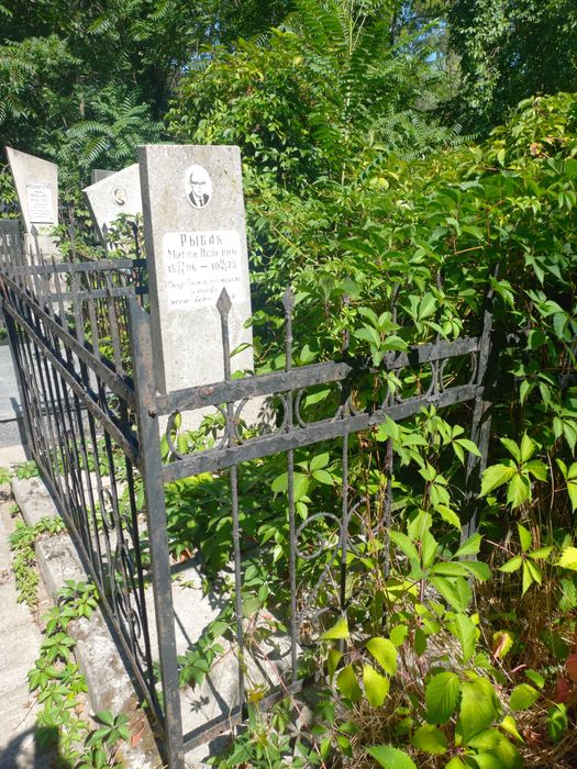 Уборка могил Одесса