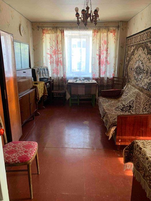 Продаж 3к квартири 52 кв. м на вул. В. Комарова, м. Бар