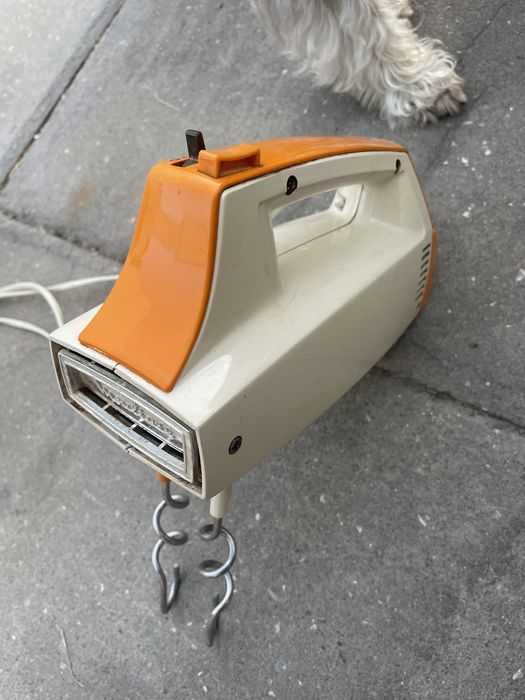 Moulinex anos 70 para decoração (funciona)