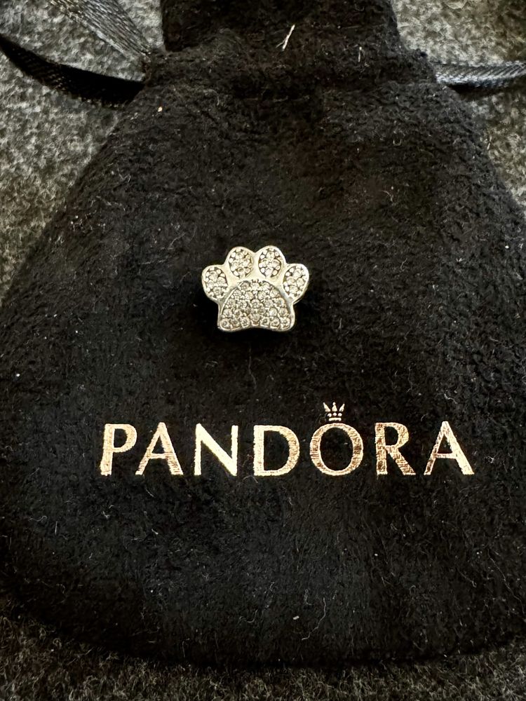Pandora шарми