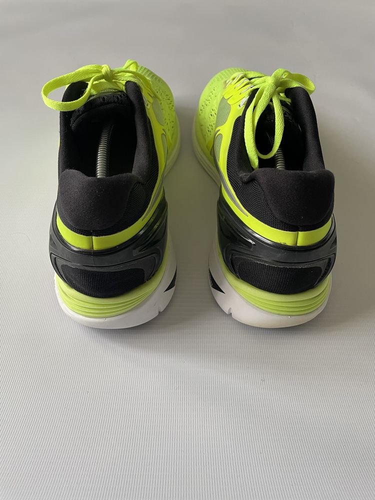 Кросівки спортивні Nike Lunareclipse 4
