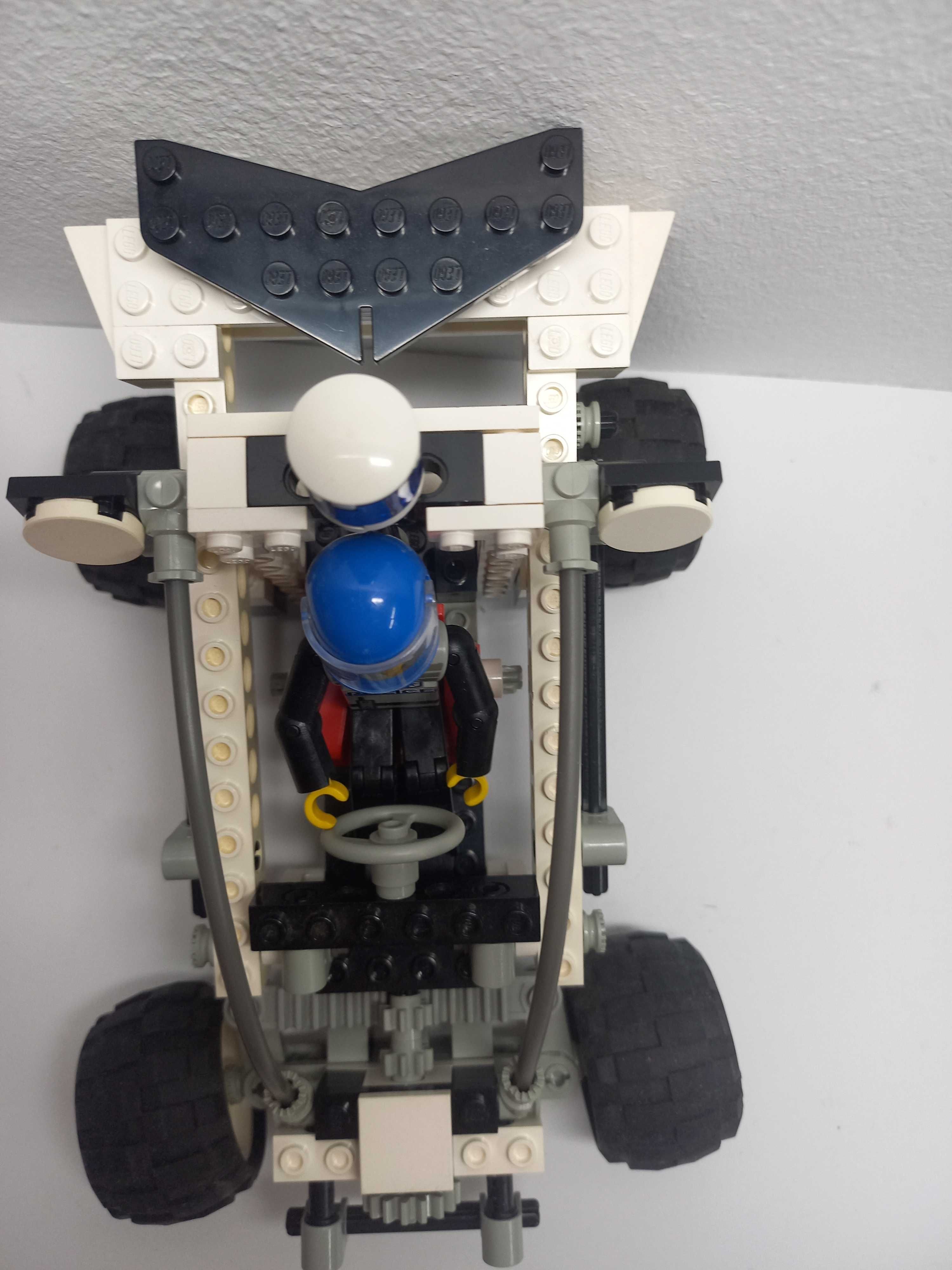 LEGO Technic 8230 Coastal Cop Buggy