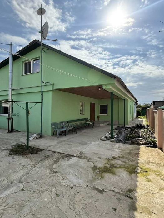 Частина будинку 63 м2, окремий двір- 6 соток, м-н Мотель