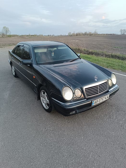 Mercedes E320 w210