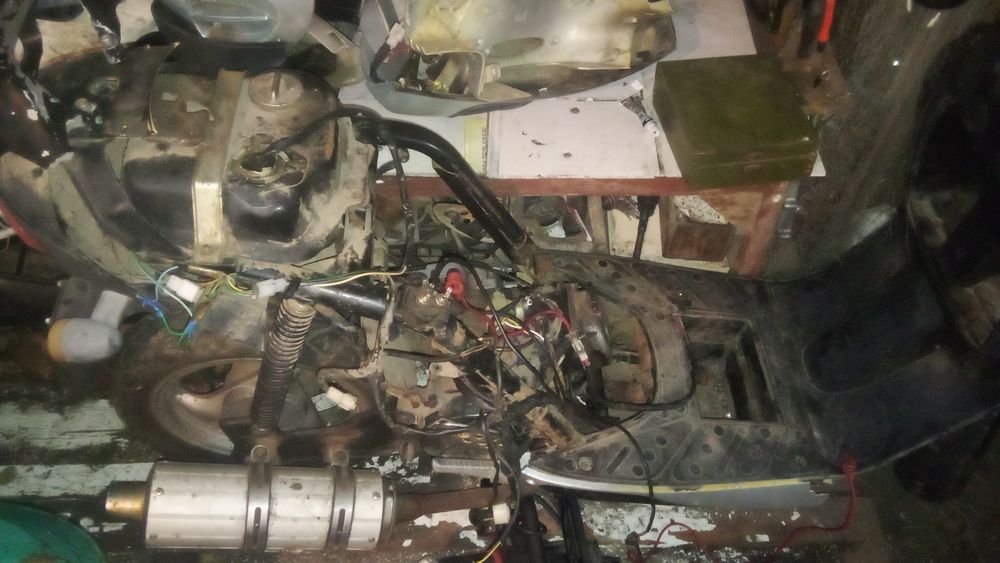 Продам два скутера