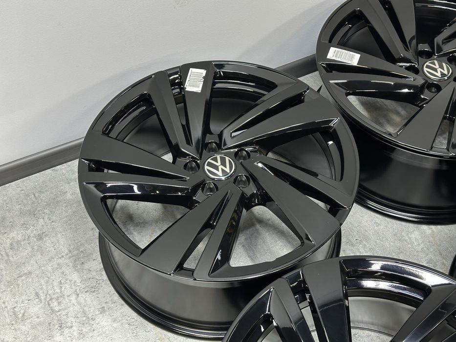 Нові оригінальні диски Volkswagen Touareg R-Line Nevada 5x112 R20
