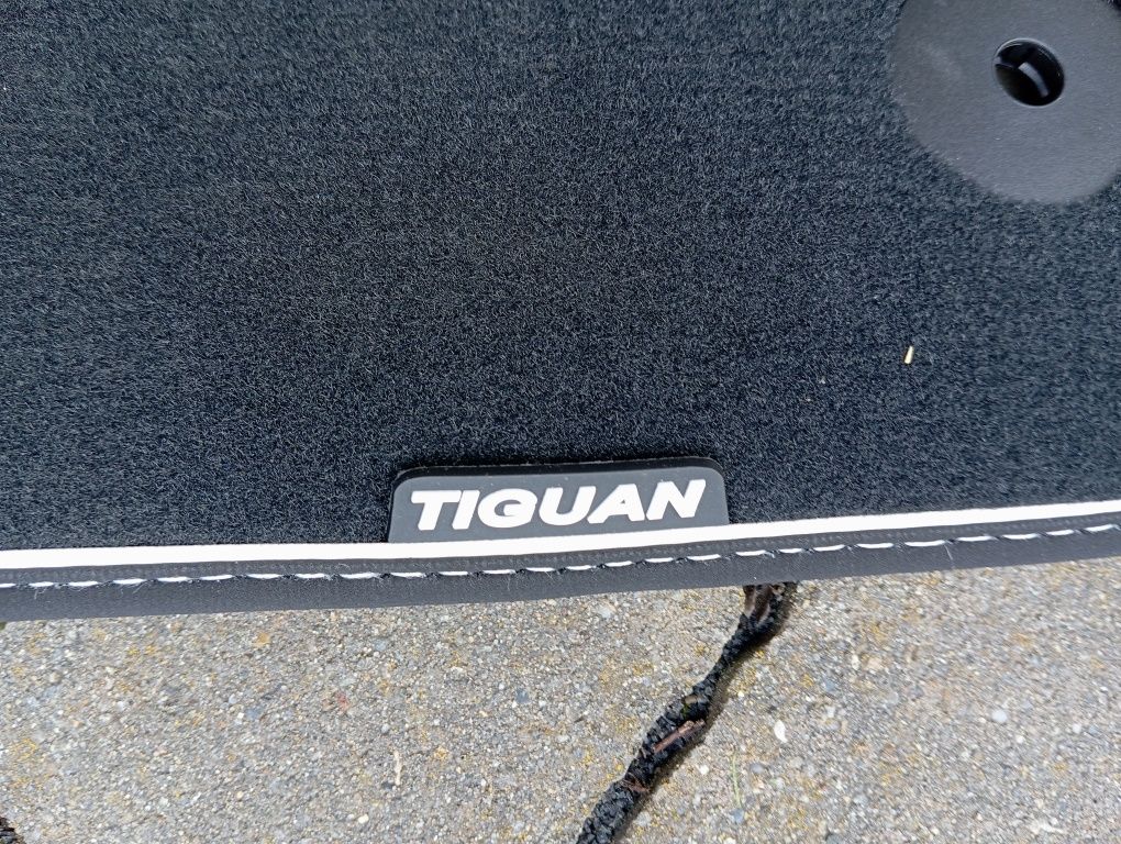 Dywaniki samochodowe Tiguan II orginalne