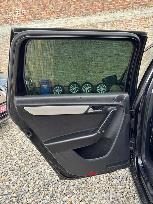 Volkswagen Passat 2012, В7, 2.0 Tdi