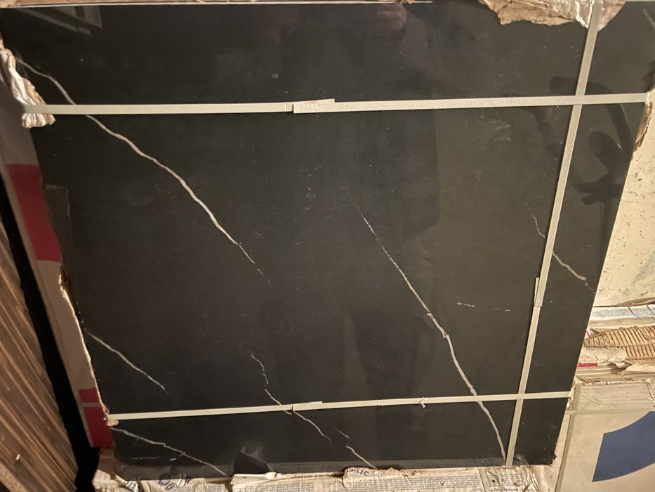 Sprzedam Gres pozostaly po remoncie