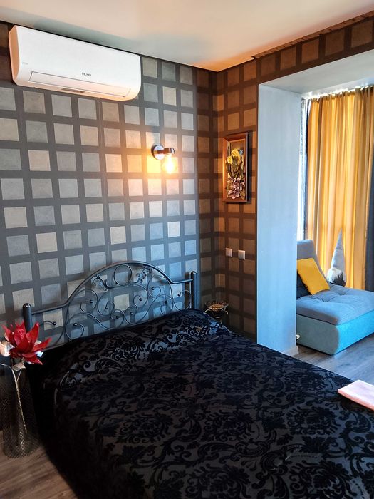 Студія подобово. Центр.