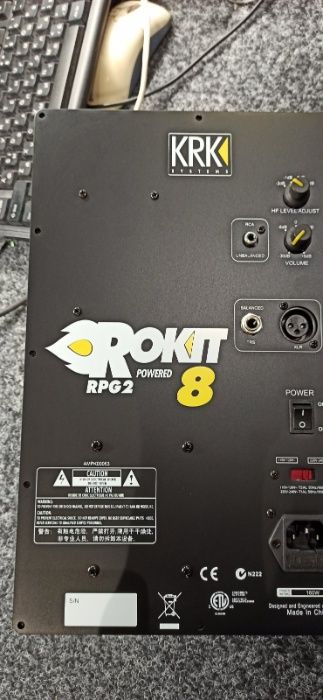 Активные студийные мониторы KRK RP8G2 усилитель