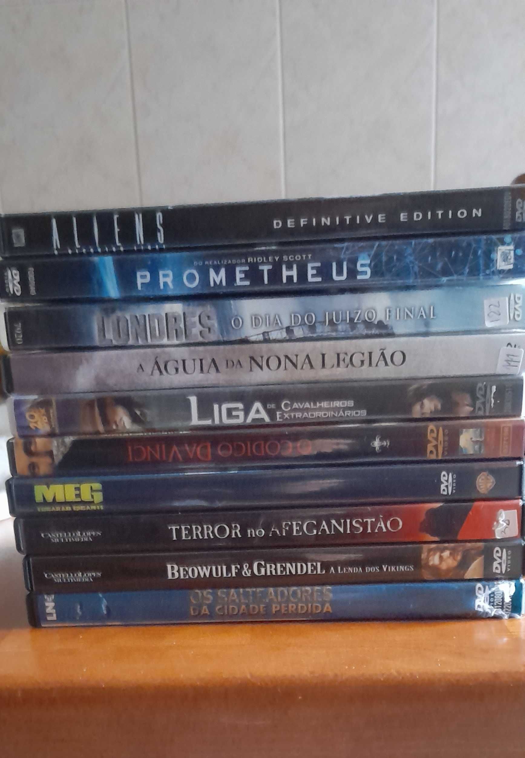 Varios dvd, vistos apenas uma vez.