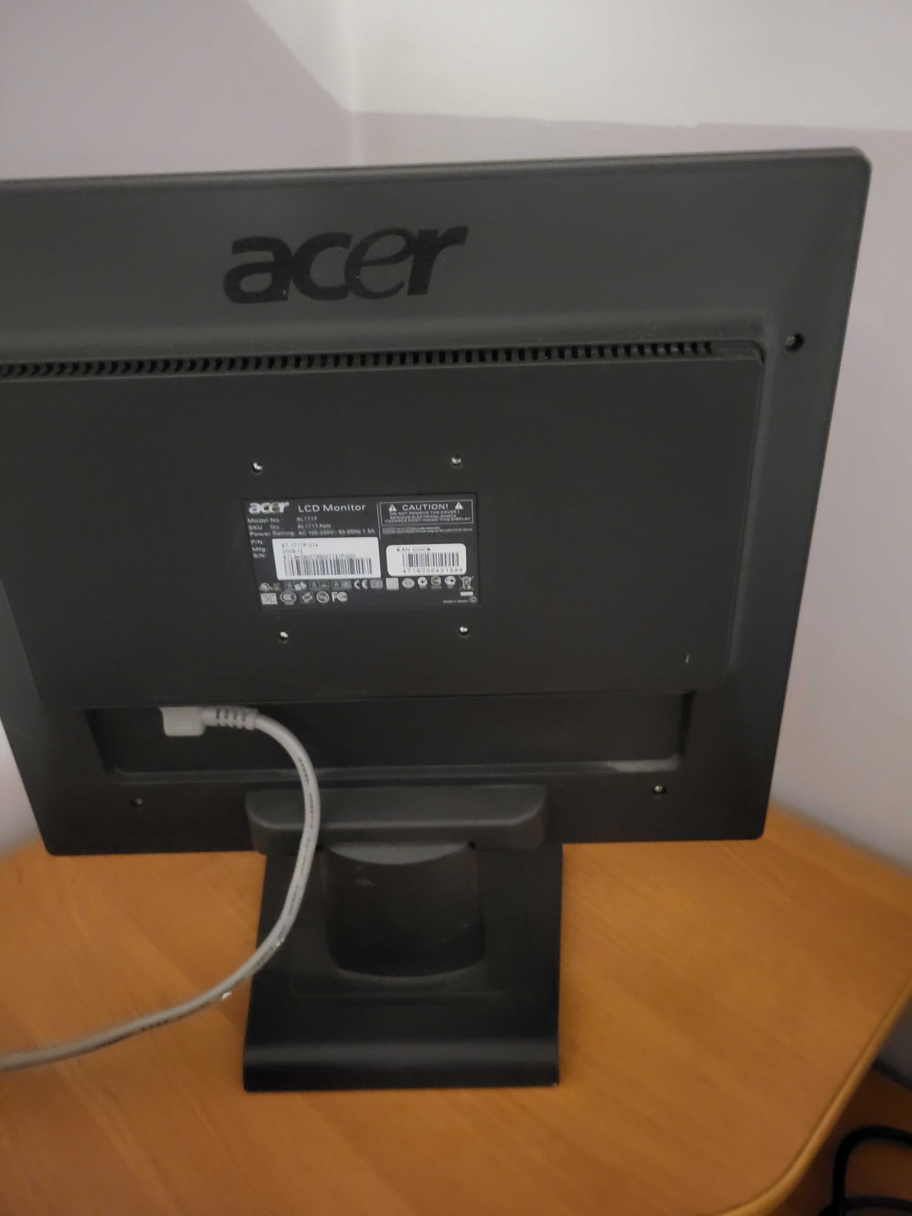 Monitor Acer 17 cali