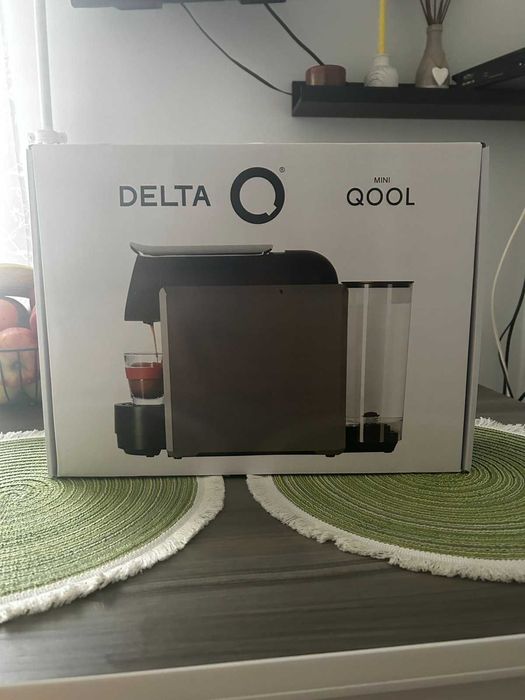 Кавоварка капсульна Delta QOOL