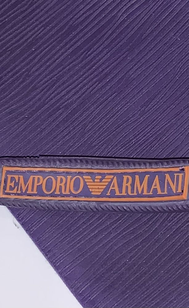 Уникальные фиолетовые шлепанцы вьетнамки Emporio Armani оригинал