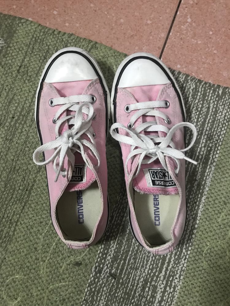 Converse 33,5 cor de rosa